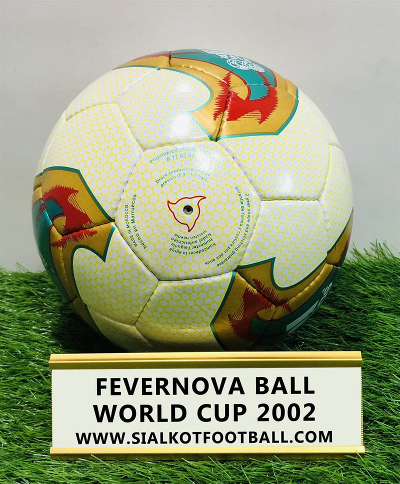 FIFA World Cup 2002 Official Match Ball Adidas Fevernova Football Soccer size 5